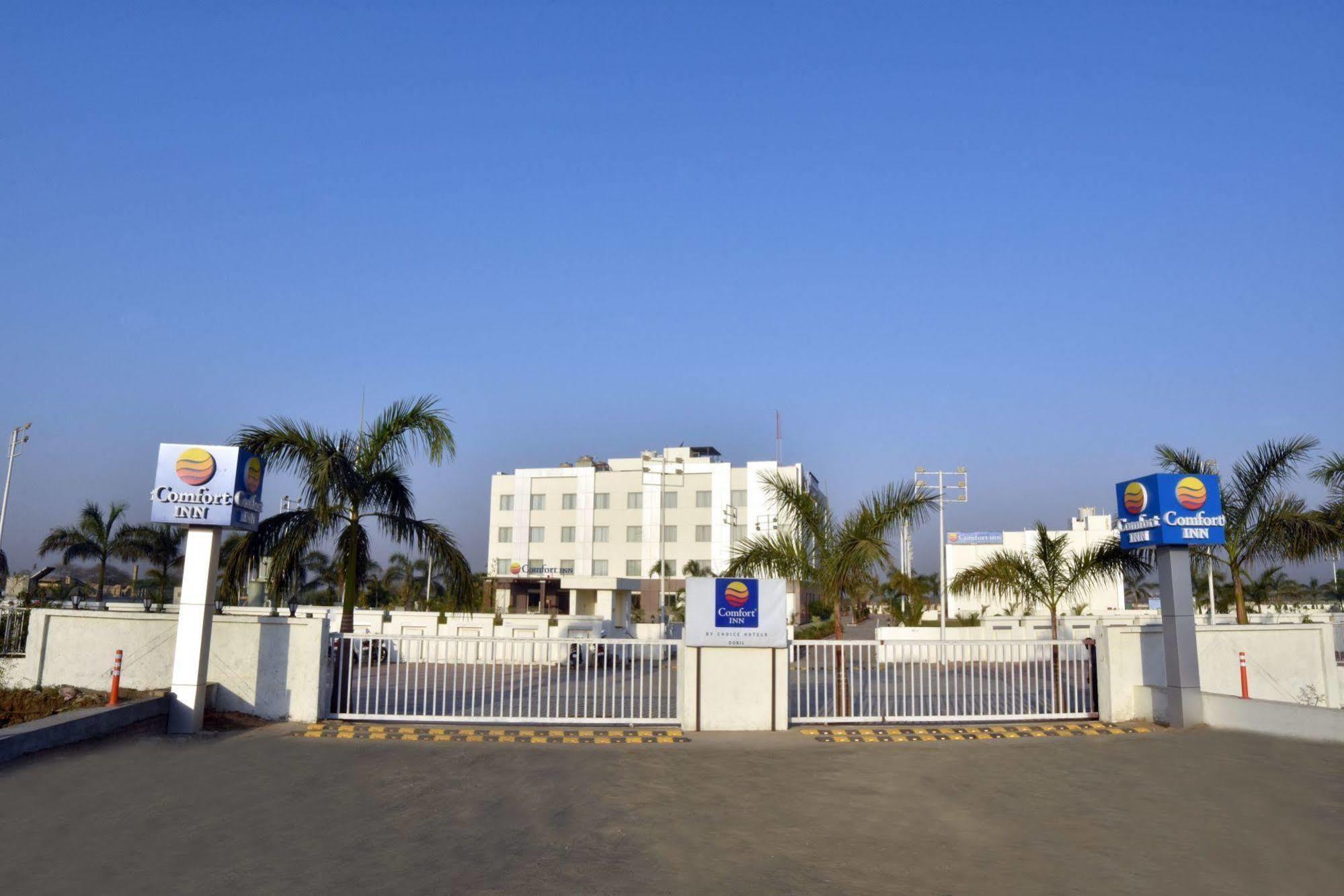 Comfort Inn Donil Vadodara Dış mekan fotoğraf