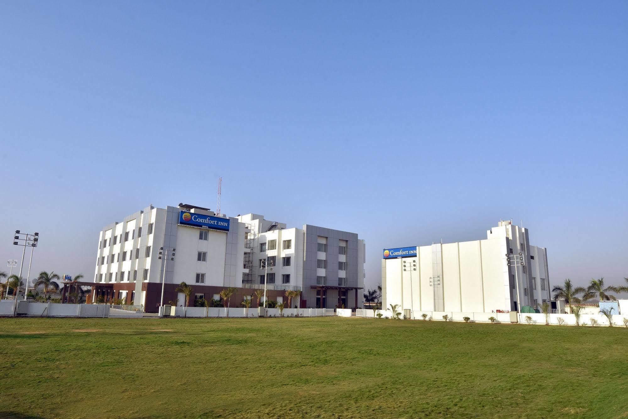 Comfort Inn Donil Vadodara Dış mekan fotoğraf