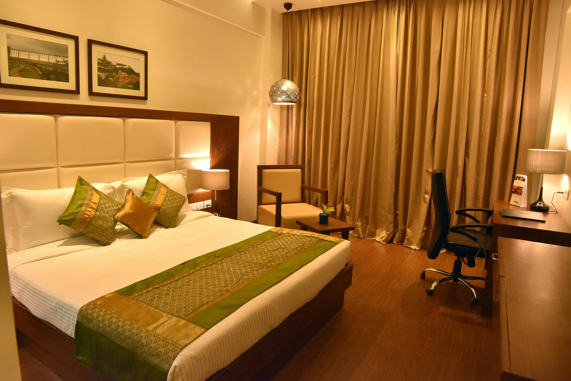 Comfort Inn Donil Vadodara Dış mekan fotoğraf